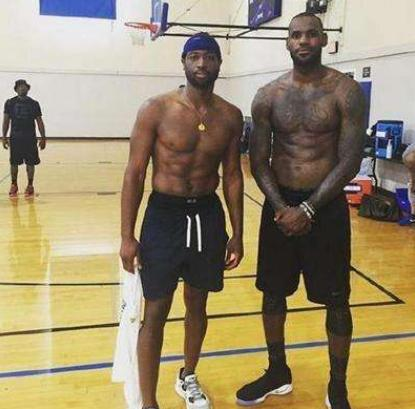 为锋线创造 为锋线创造