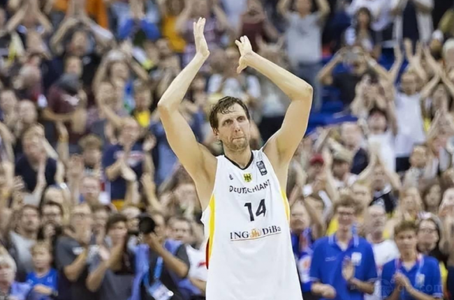 八强的表现 八强的表现