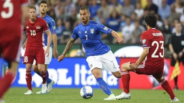 賽場上的穩 賽場上的穩